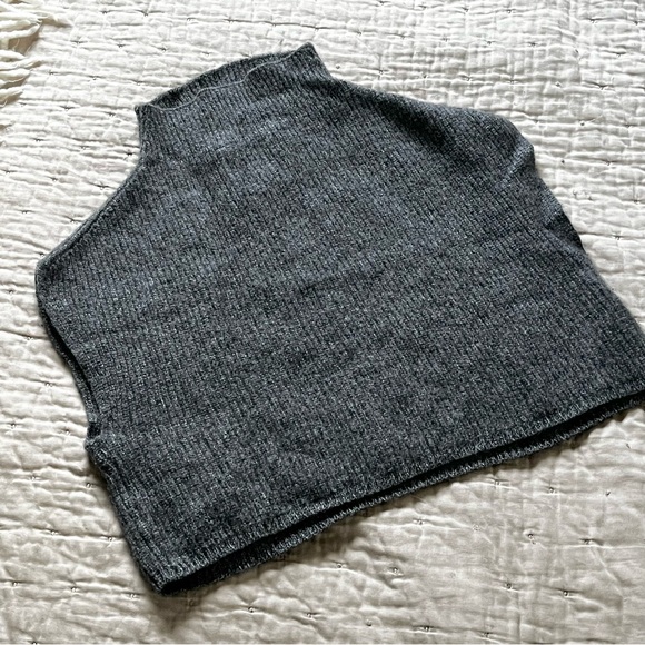 Anthropologie Cashmere Charcoal Crop Sweater Vest - Picture 8 of 12